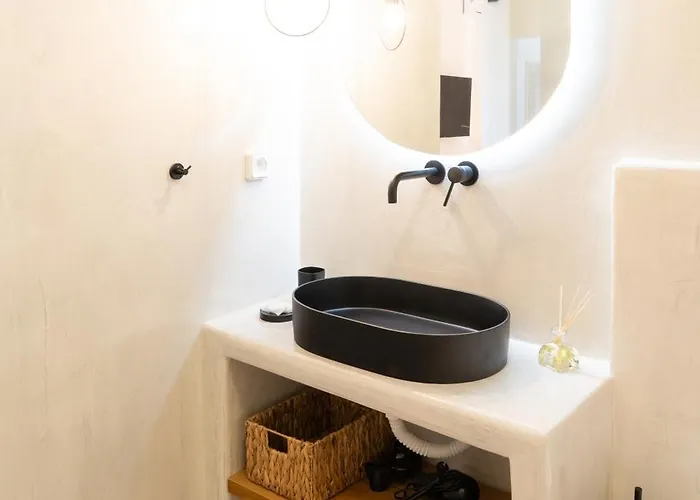 Amerikanos شقة أويا