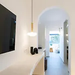 Amerikanos Apartment