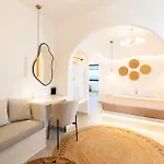 Amerikanos Apartment